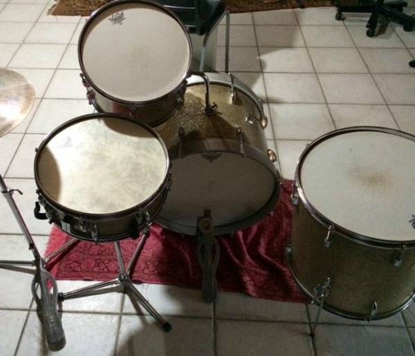 3698301_1406560717.jpg