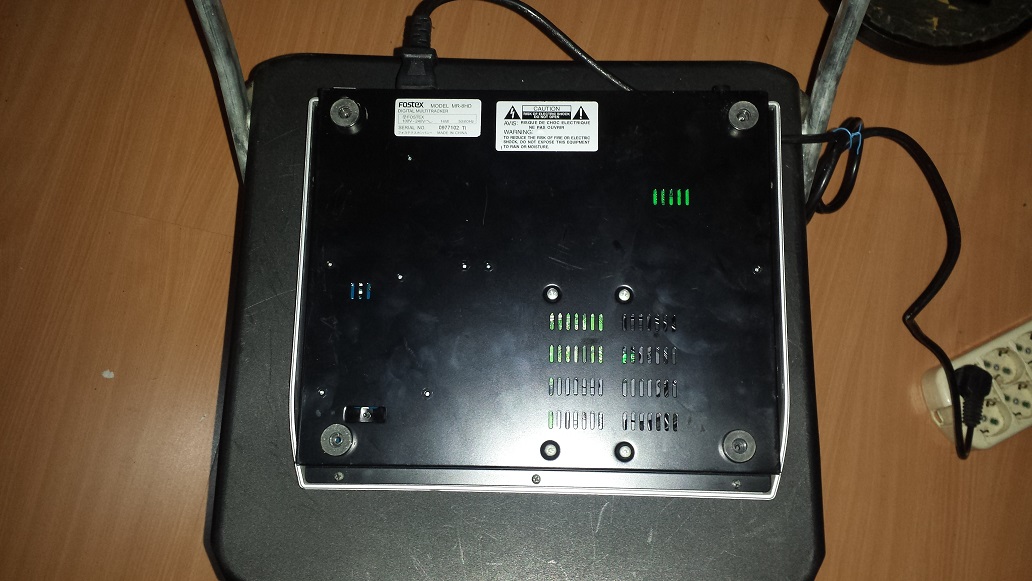 mr8hd back.jpg