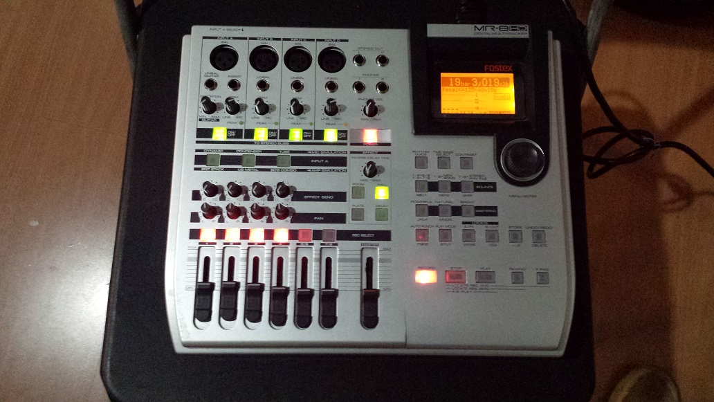 mr8hd front.jpg